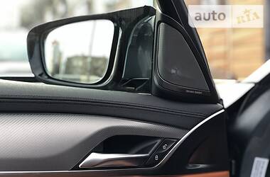 Седан BMW M5 2018 в 