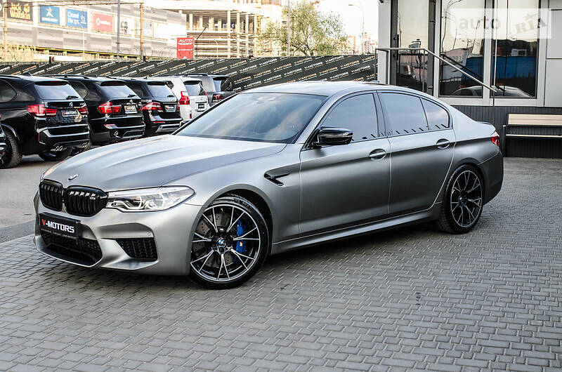Седан BMW M5 2019 в Києві