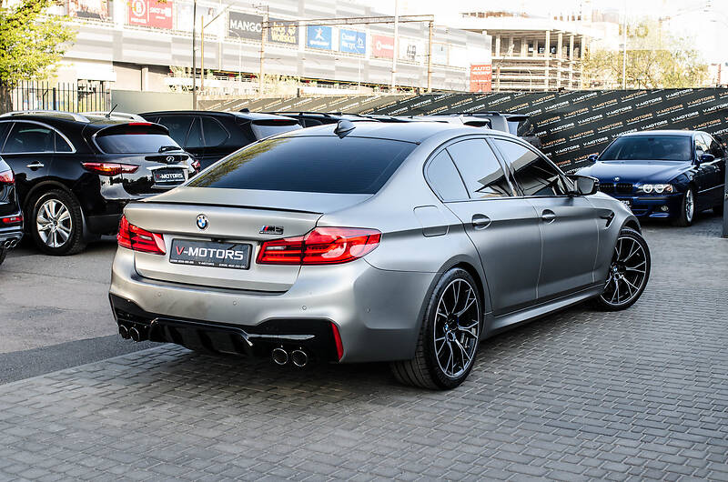 Седан BMW M5 2019 в Києві