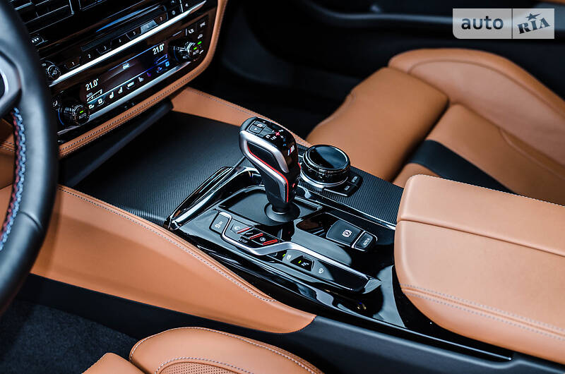Седан BMW M5 2019 в Києві