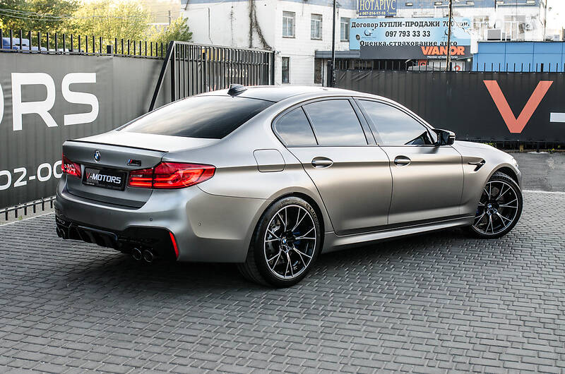 Седан BMW M5 2019 в Києві