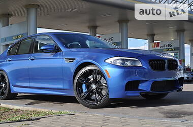 Седан BMW M5 2012 в Одессе