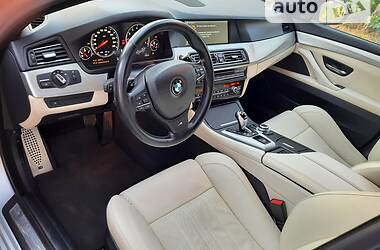 Седан BMW M5 2012 в Чернівцях