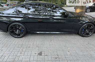 Седан BMW M5 2018 в Києві