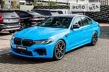 Седан BMW M5 2020 в 