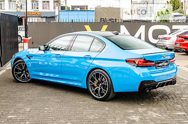 Седан BMW M5 2020 в 