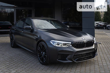 Седан BMW M5 2018 в 