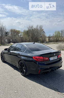 Седан BMW M5 2018 в 