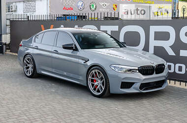 Седан BMW M5 2018 в 
