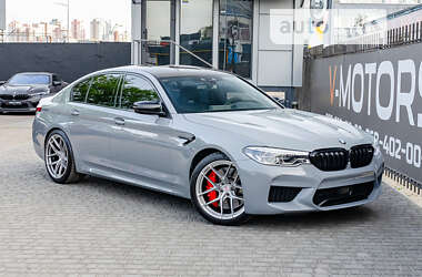 Седан BMW M5 2018 в 