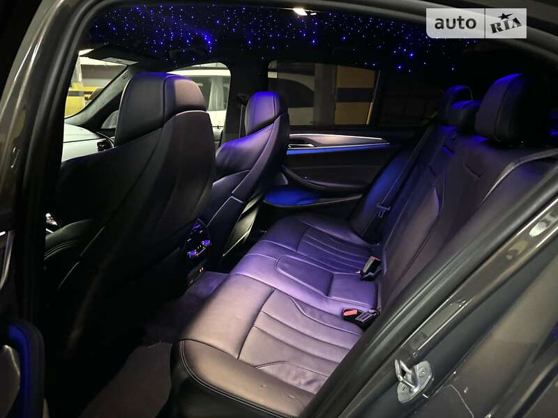 Седан BMW M5 2021 в Дніпрі