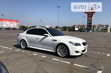 Седан BMW M5 2006 в Ровно