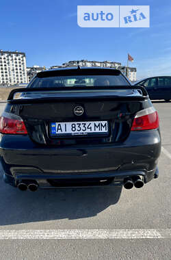 Седан BMW M5 2005 в Киеве
