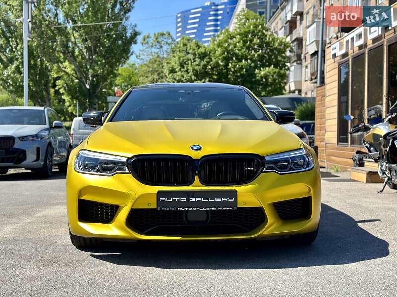 Седан BMW M5 2018 в Києві
