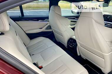 Седан BMW M5 2018 в 