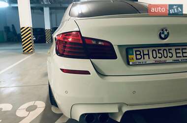 Седан BMW M5 2012 в 