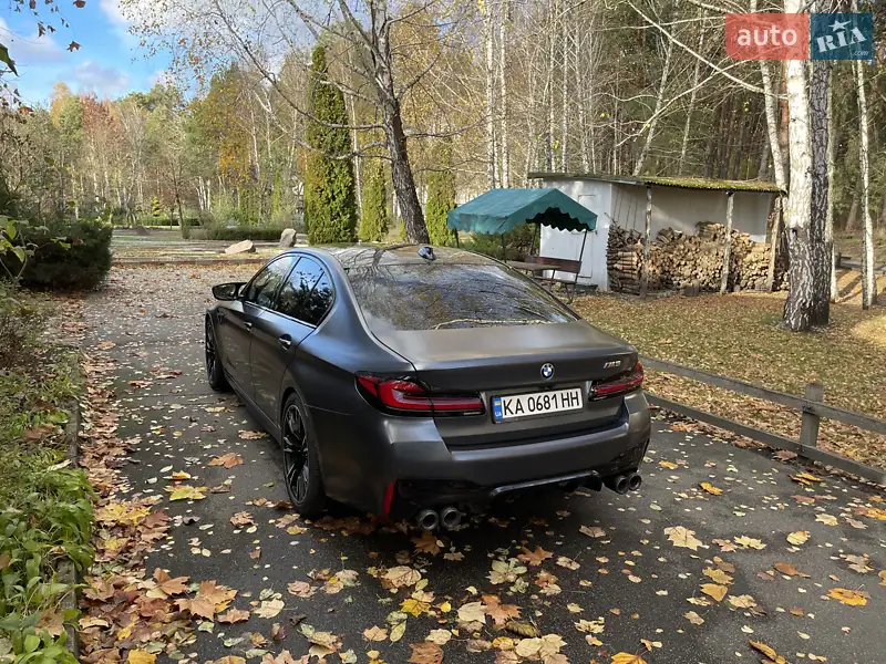 BMW M5