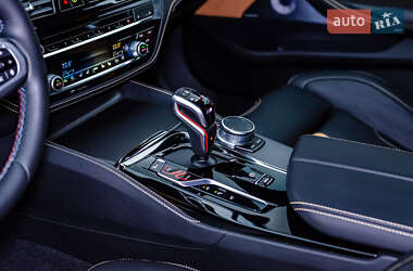 Седан BMW M5 2021 в 