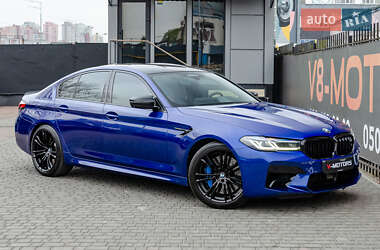 Седан BMW M5 2021 в 