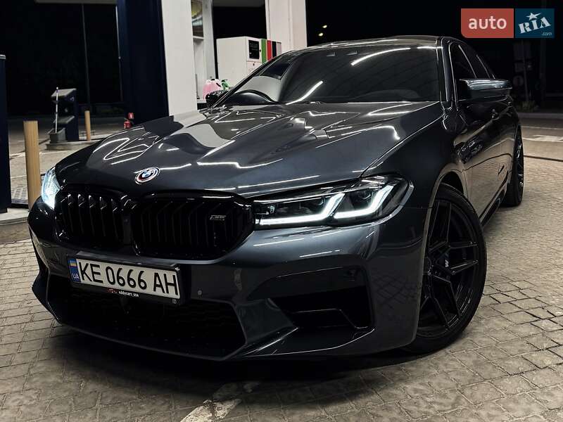 Седан BMW M5 2018 в Днепре