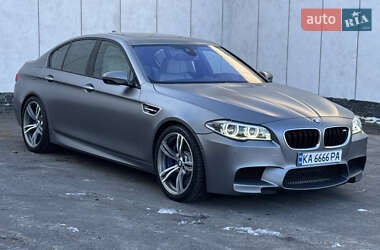 Седан BMW M5 2014 в Киеве