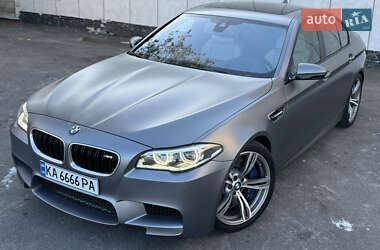 Седан BMW M5 2014 в Киеве