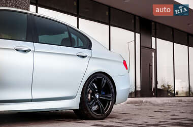 Седан BMW M5 2011 в Виноградове