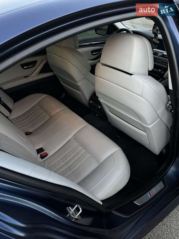 Седан BMW M5 2012 в Киеве