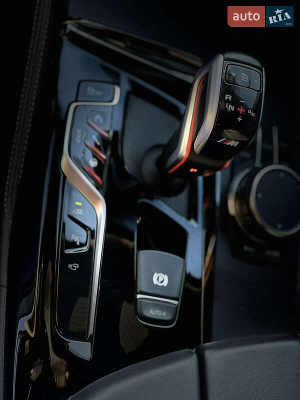 Седан BMW M5 2020 в Хмельницком