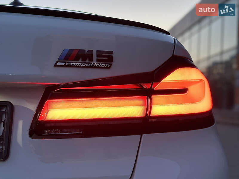 Седан BMW M5 2020 в Хмельницком