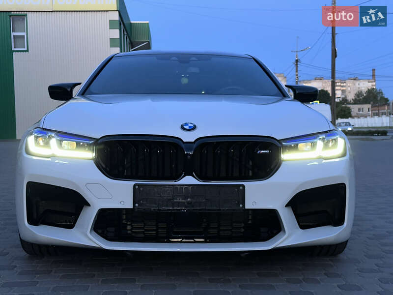 Седан BMW M5 2020 в Хмельницком