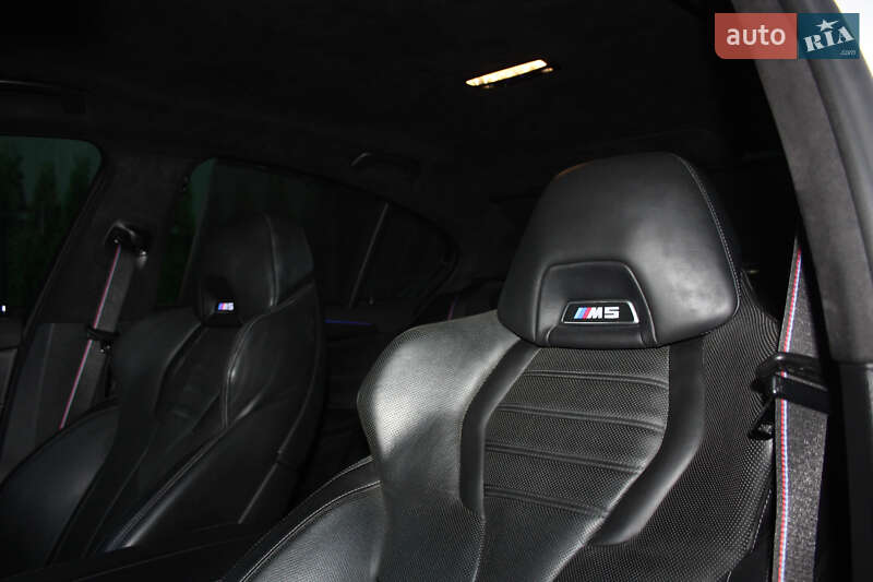 Седан BMW M5 2020 в Хмельницком