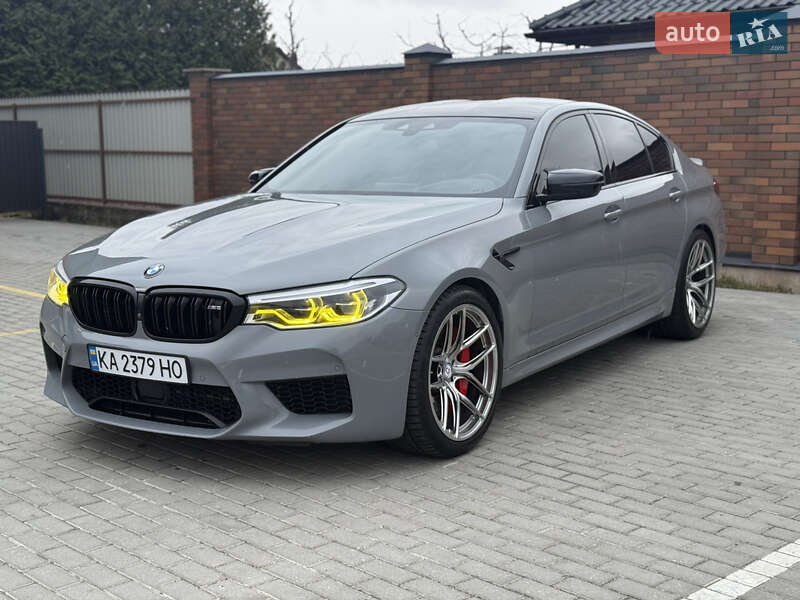 Седан BMW M5 2018 в Виннице