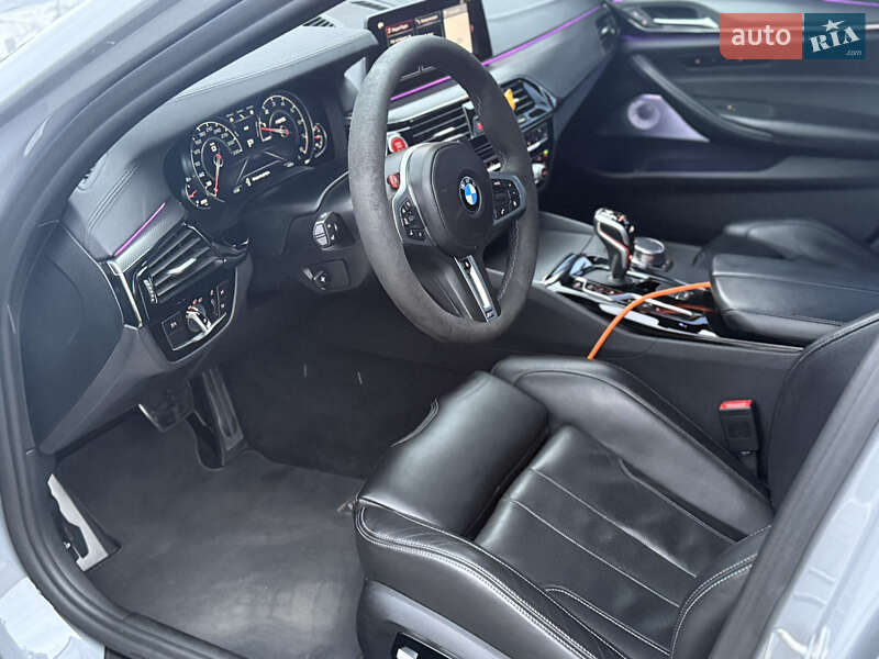 Седан BMW M5 2018 в Виннице
