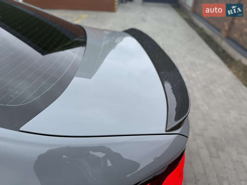 Седан BMW M5 2018 в Виннице