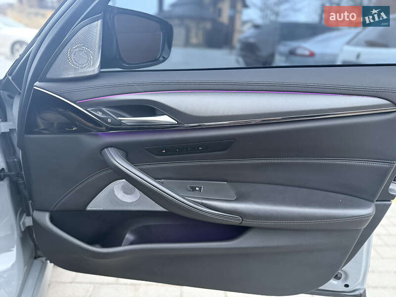 Седан BMW M5 2018 в Виннице