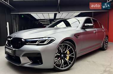 Седан BMW M5 2020 в 