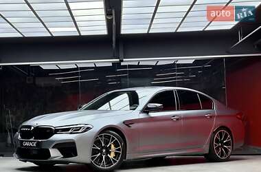Седан BMW M5 2020 в 