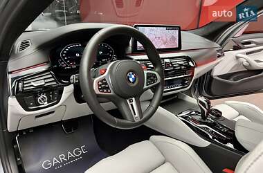 Седан BMW M5 2020 в 