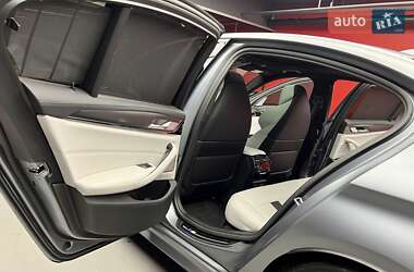 Седан BMW M5 2020 в 