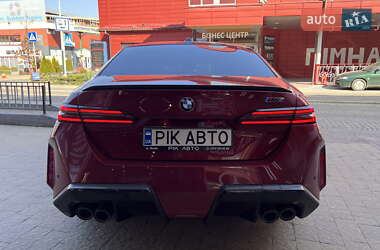 Седан BMW M5 2025 в 