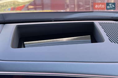 Седан BMW M5 2025 в 