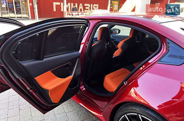 Седан BMW M5 2025 в 