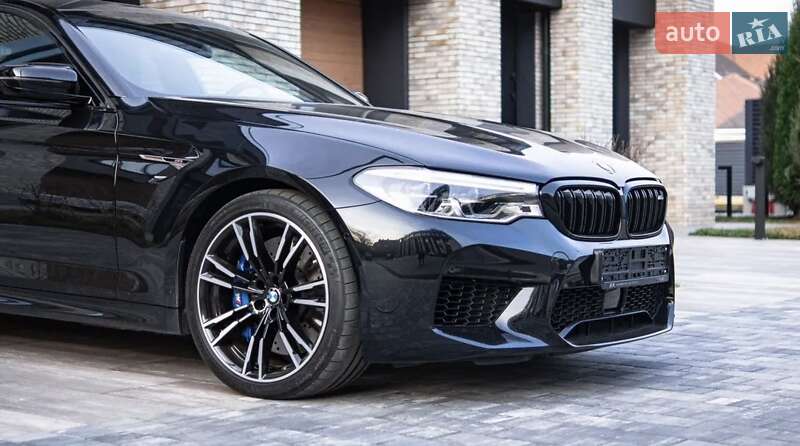 Седан BMW M5 2018 в Одессе