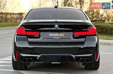 Седан BMW M5 2022 в 
