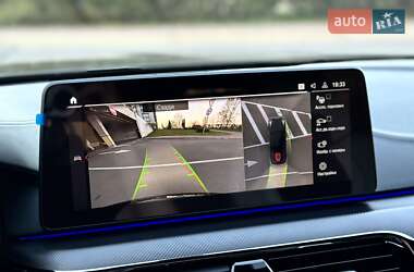 Седан BMW M5 2022 в 
