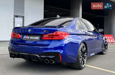 Седан BMW M5 2019 в 