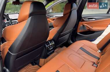 Седан BMW M5 2019 в 