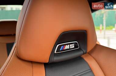 Седан BMW M5 2019 в 