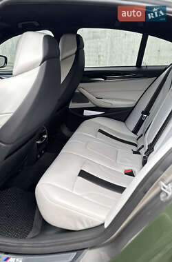 Седан BMW M5 2019 в 